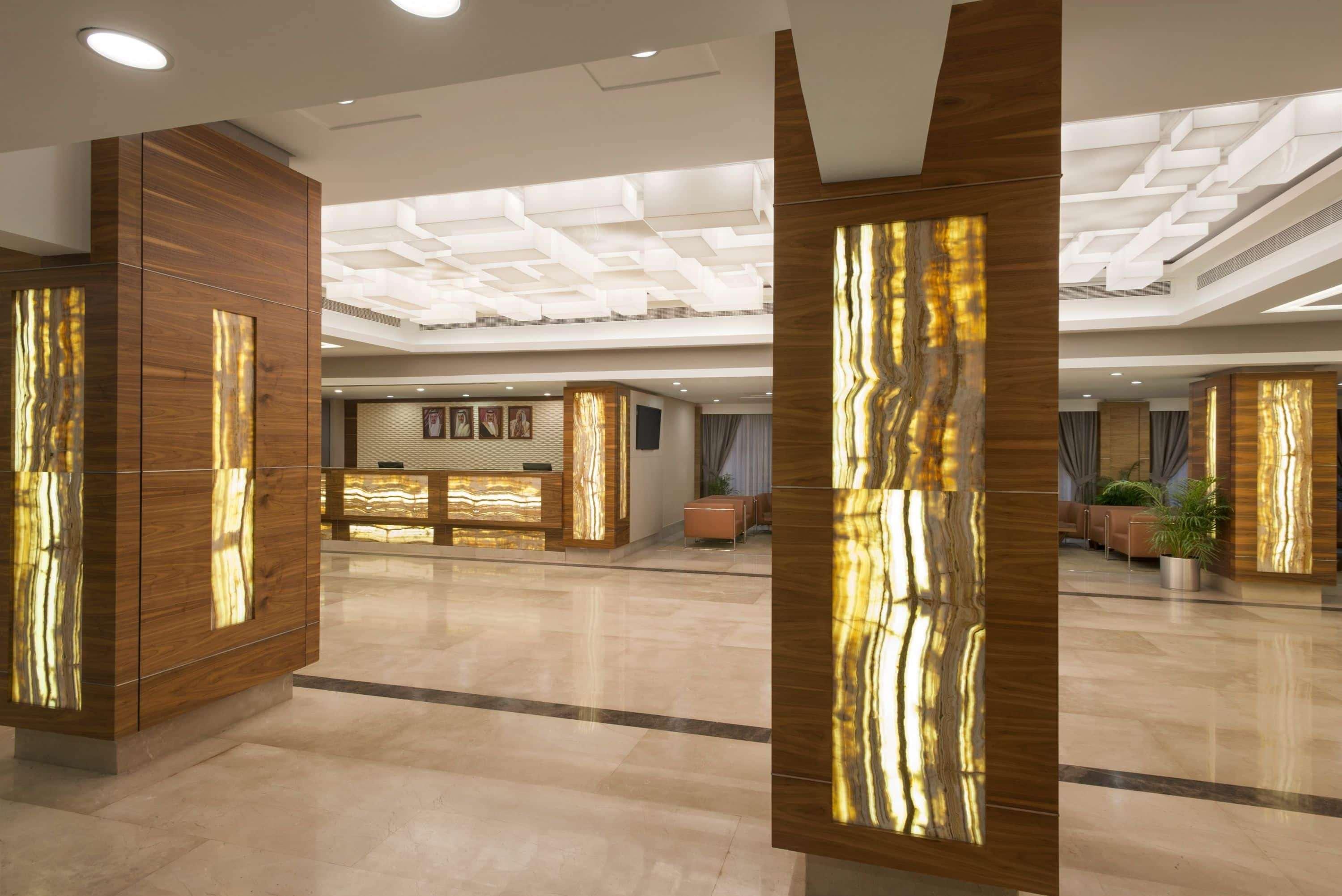 Готель Ramada By Wyndham Bahrain Манама Екстер'єр фото