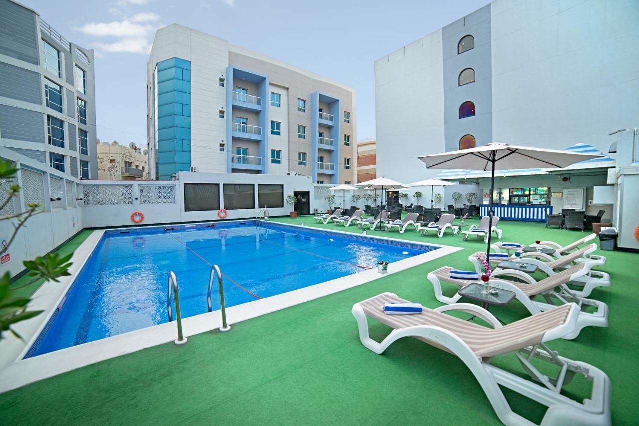 Готель Ramada By Wyndham Bahrain Манама Екстер'єр фото